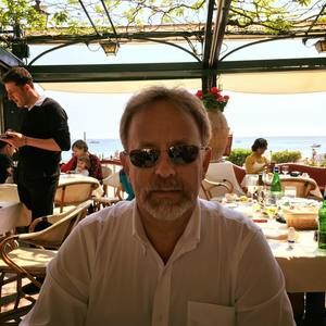 Meet your Posher, Larry